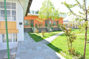 Sheki Panorama Guest House